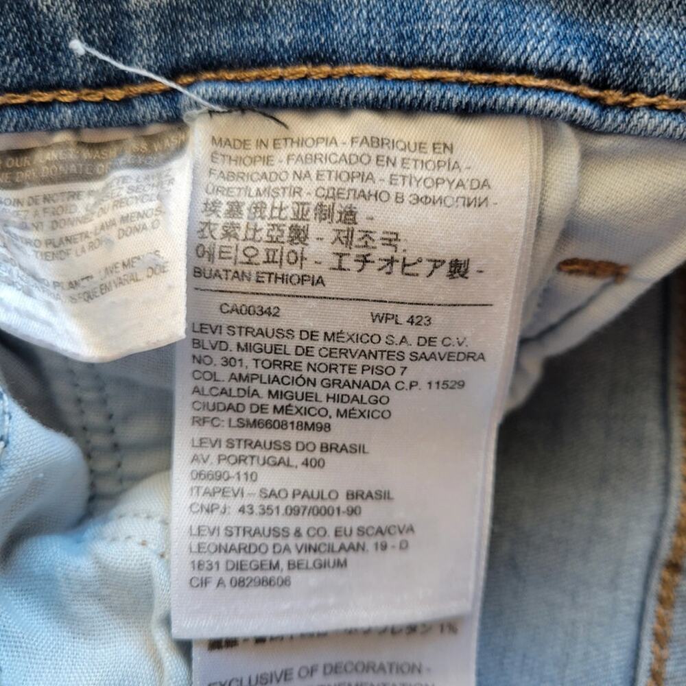 Levis Classic Bootcut Jeans Womens Size 10 Medium Wash Cotton Blend Denim - Picture 10 of 11